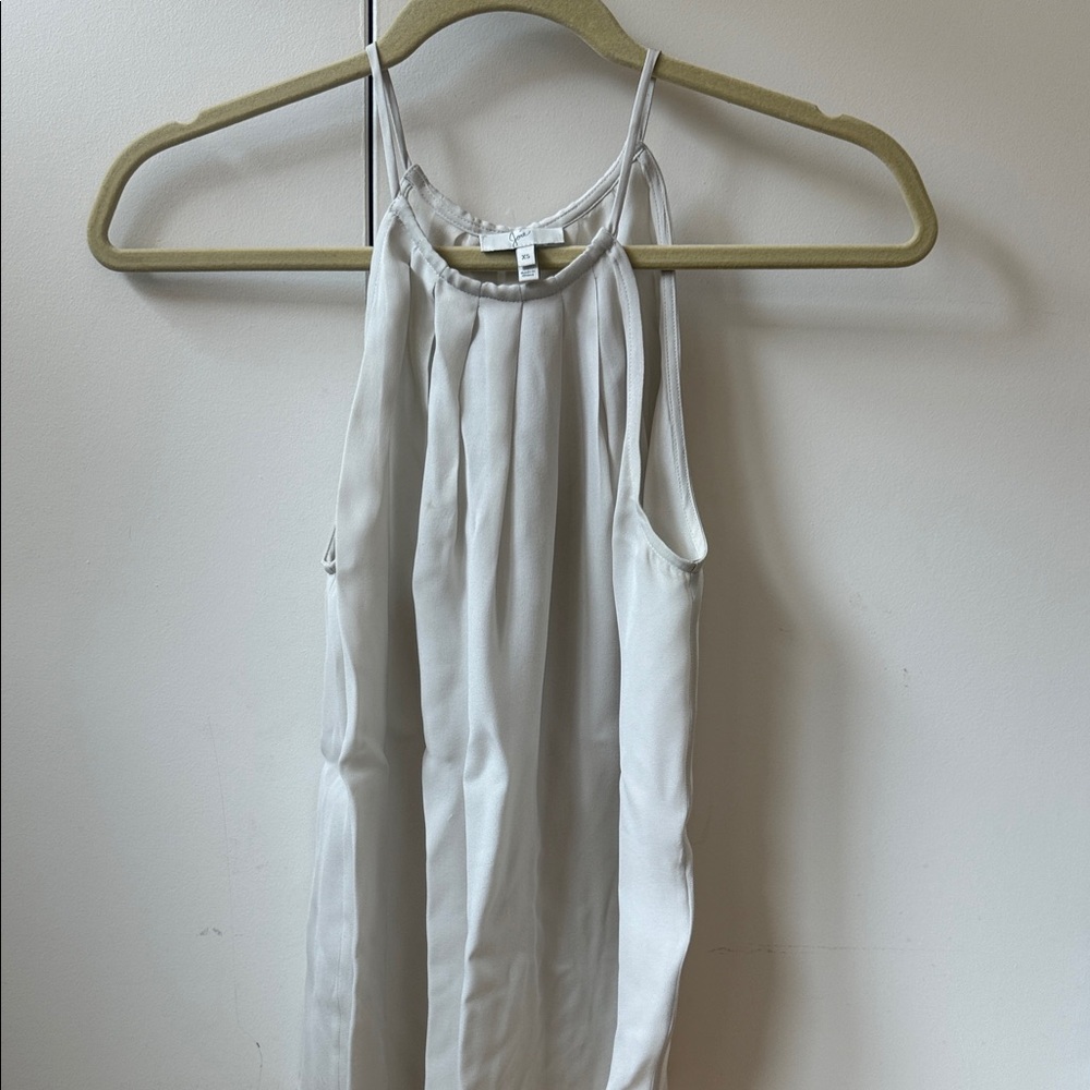 Elegant White Sleeveless Top
